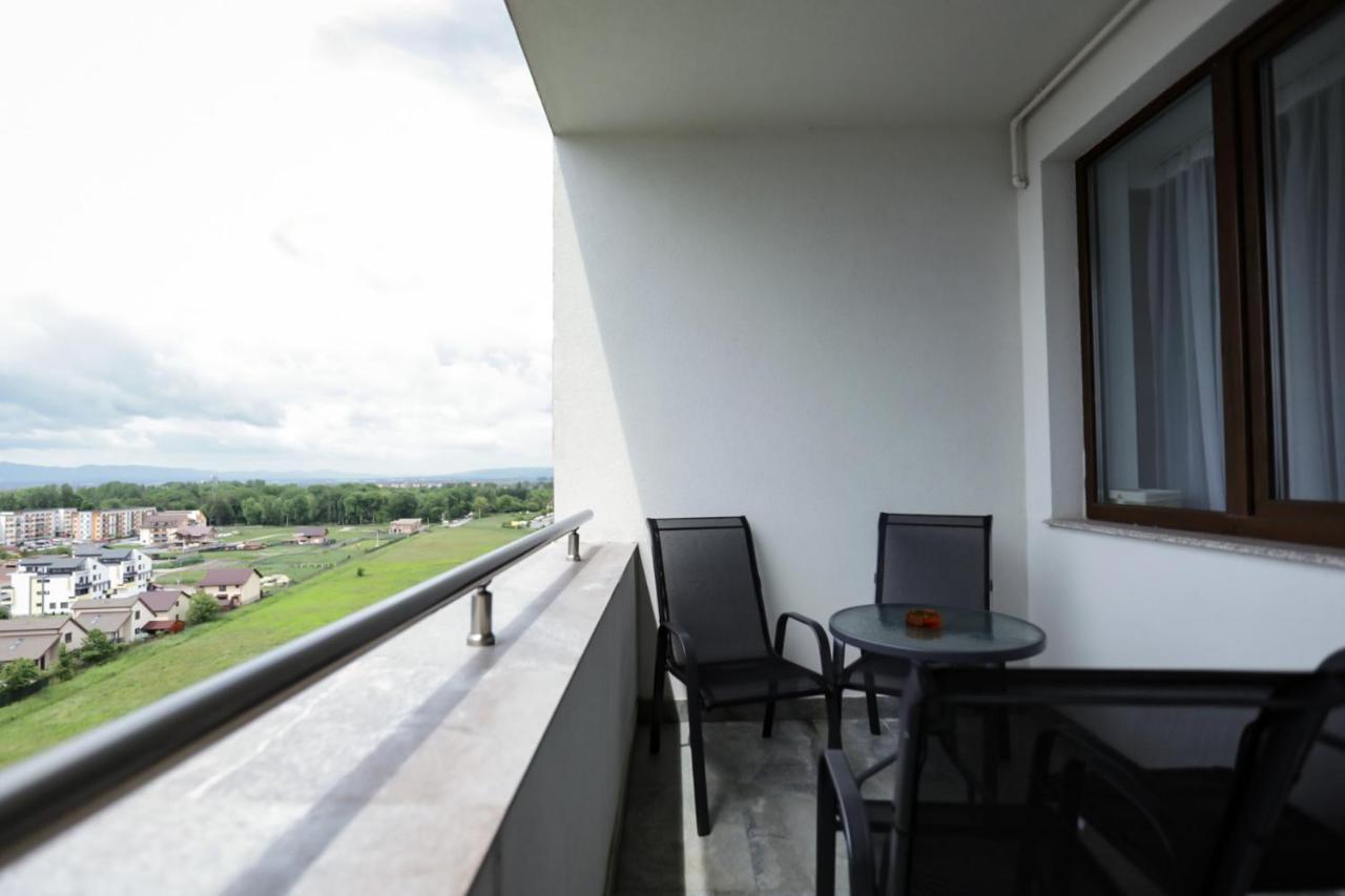 Isaran Apartament With Panoramic City View Braşov Dış mekan fotoğraf