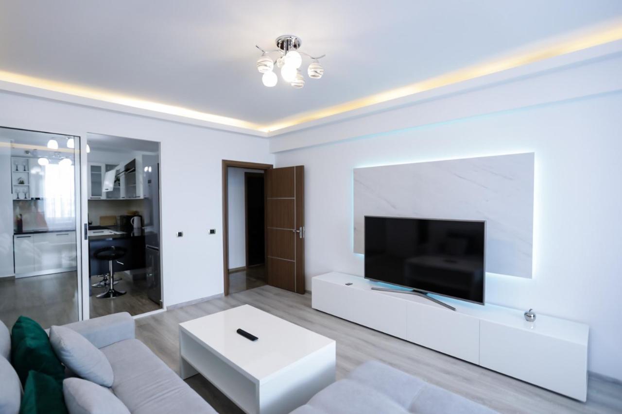 Isaran Apartament With Panoramic City View Braşov Dış mekan fotoğraf