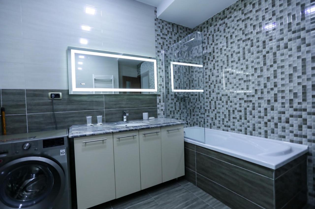 Isaran Apartament With Panoramic City View Braşov Dış mekan fotoğraf